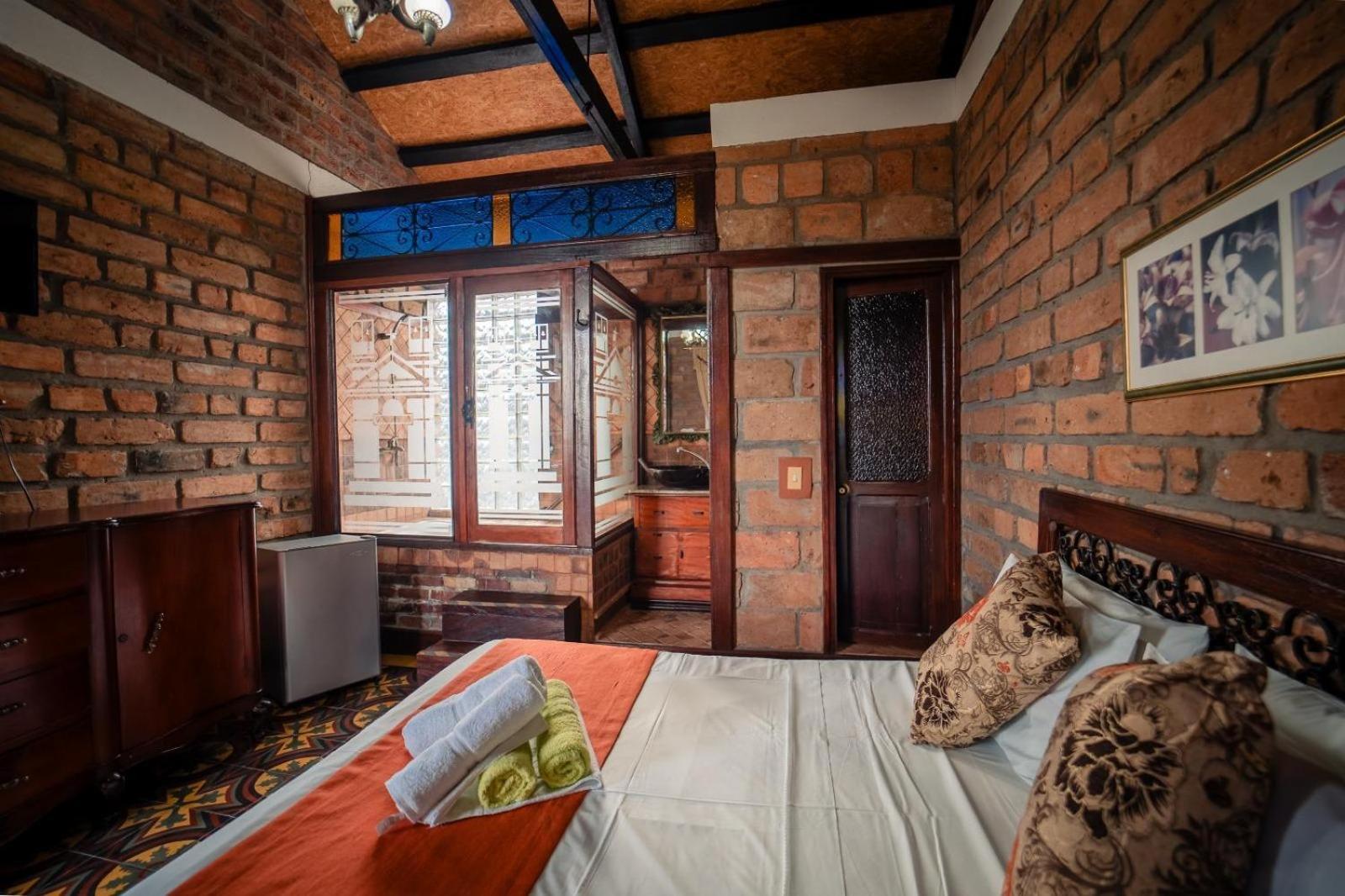 Hosteria De La Plaza Menor Santa Fe de Antioquia Εξωτερικό φωτογραφία