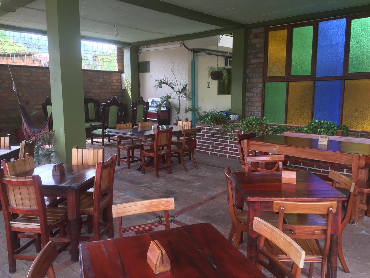 Hosteria De La Plaza Menor Santa Fe de Antioquia Εξωτερικό φωτογραφία