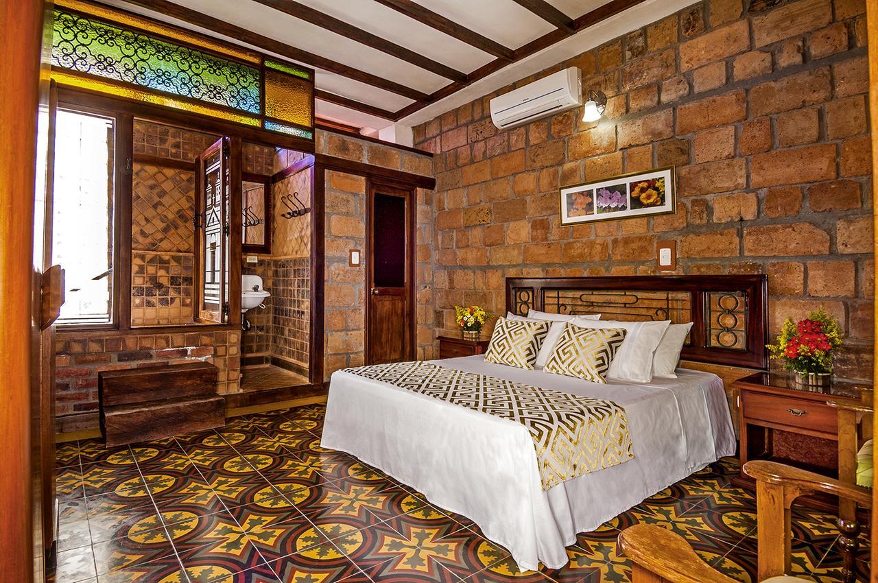 Hosteria De La Plaza Menor Santa Fe de Antioquia Εξωτερικό φωτογραφία